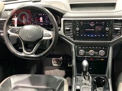 Volkswagen Atlas Cross Sport